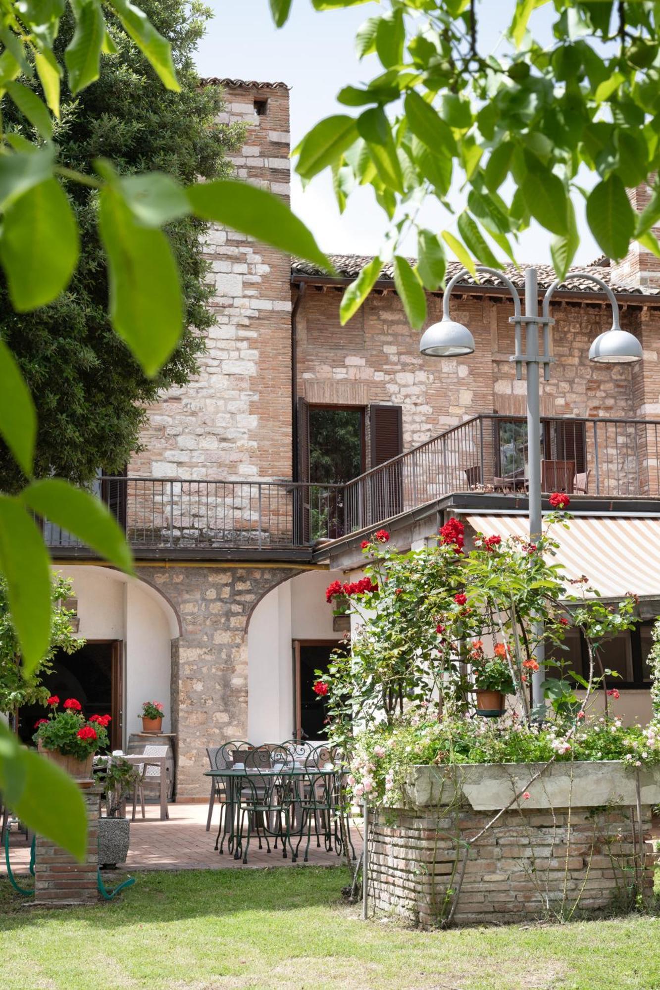 גוביו Hotel San Marco מראה חיצוני תמונה