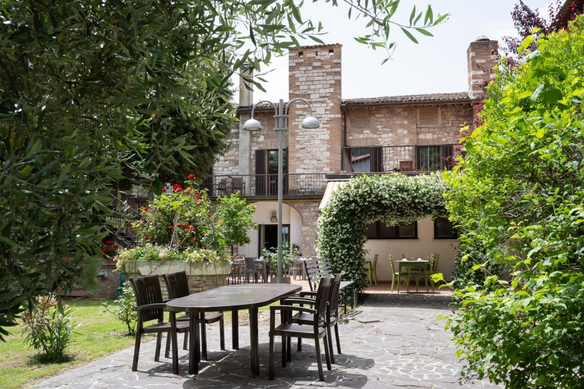 גוביו Hotel San Marco מראה חיצוני תמונה